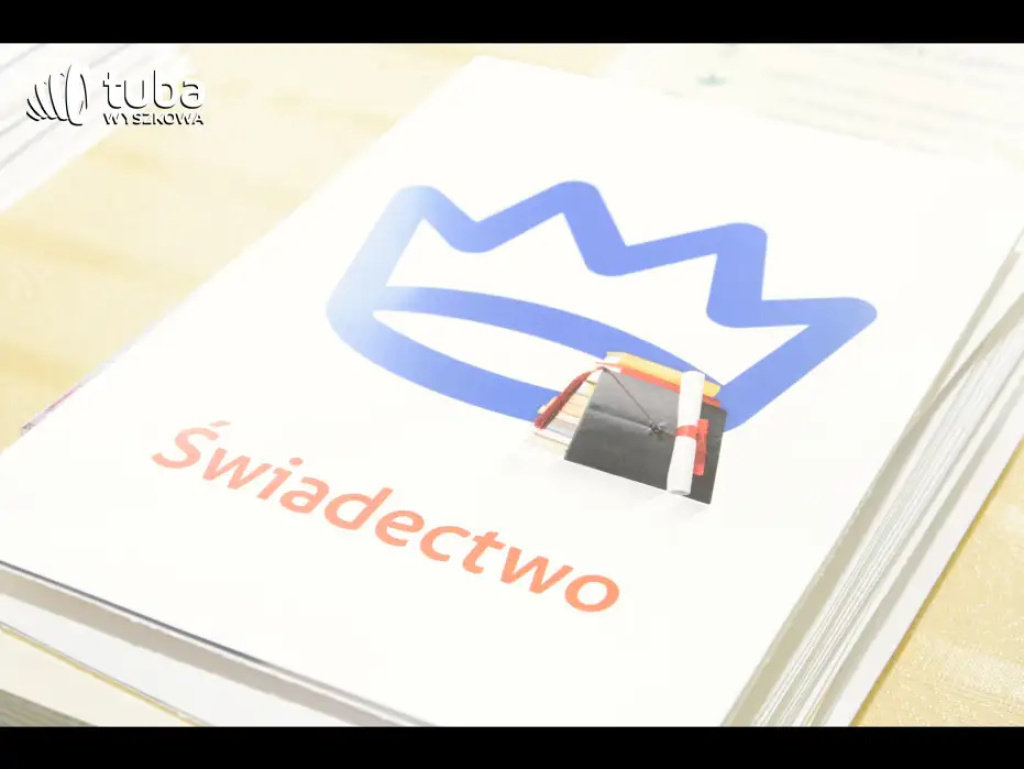 Pożegnanie ze „Skłodowską”. Abiturienci ZS nr 1 zakończyli naukę
