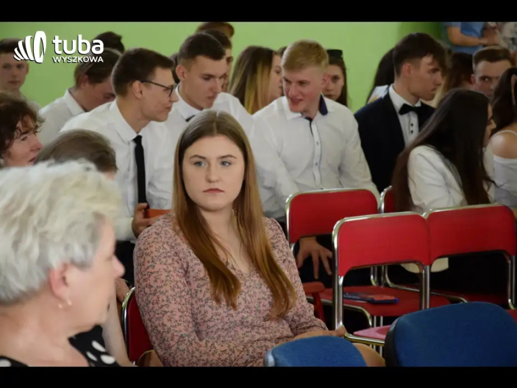 Pożegnanie ze „Skłodowską”. Abiturienci ZS nr 1 zakończyli naukę