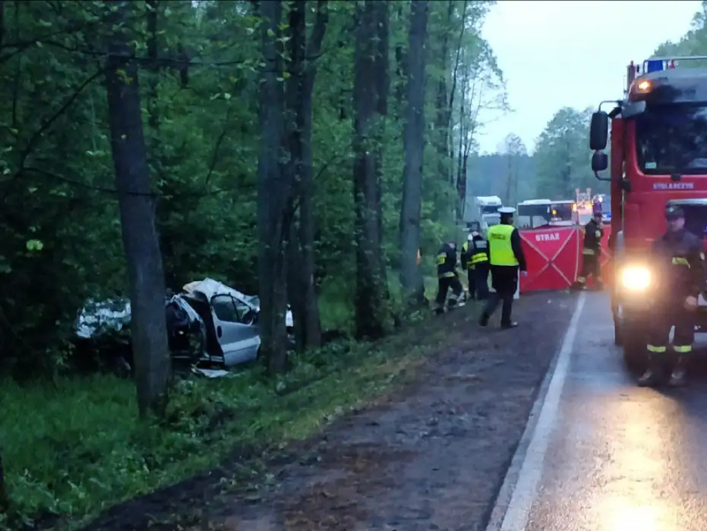 Cztery osoby zginęły. Ogromna tragedia na drodze pod Wyszkowem (AKTUALIZACJA)