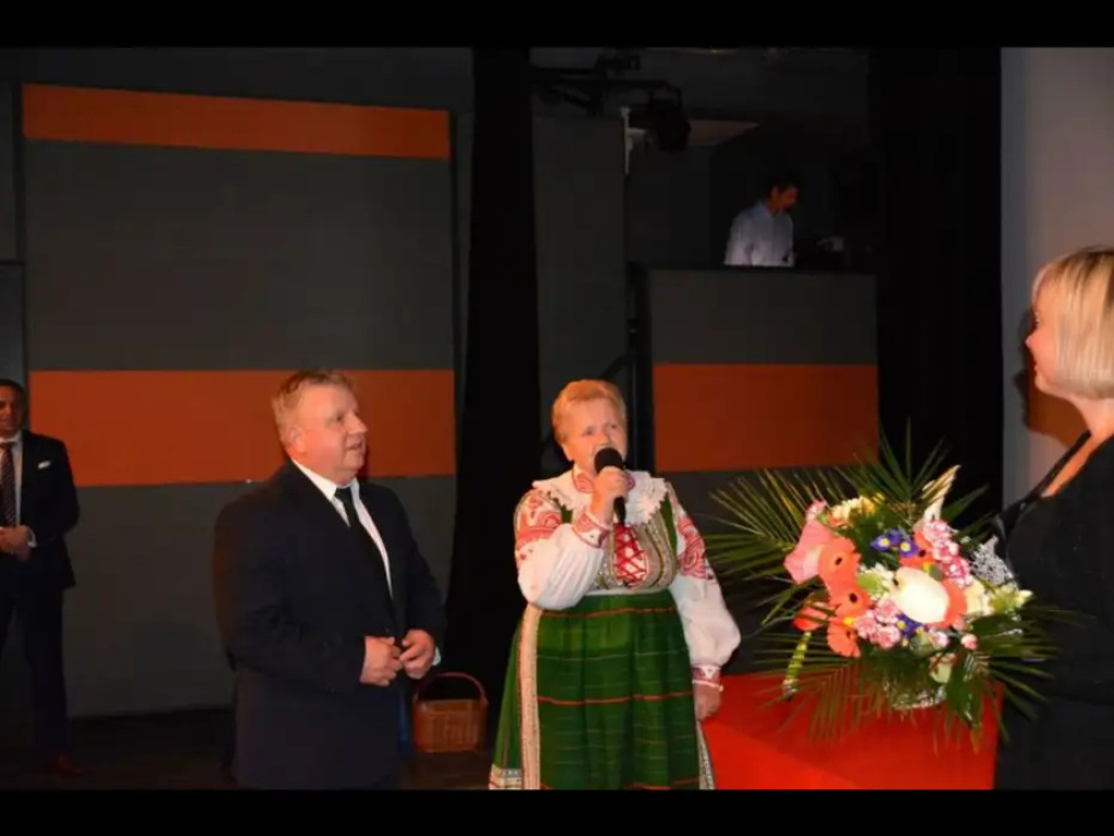 Gmina Rząśnik mecenasem filmu Darii Galant pt. „W jasnym niebie przebywam”