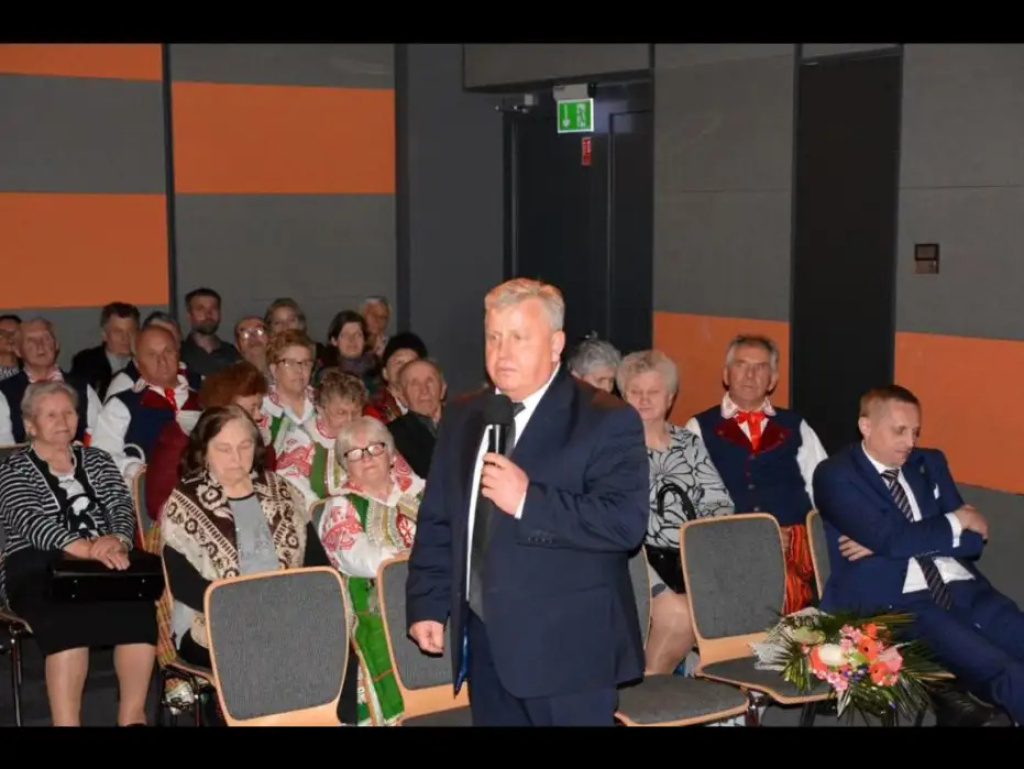 Gmina Rząśnik mecenasem filmu Darii Galant pt. „W jasnym niebie przebywam”
