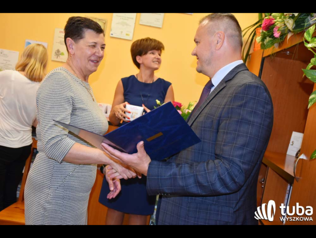 Troskliwe, opiekuńcze w pracy i w domu...