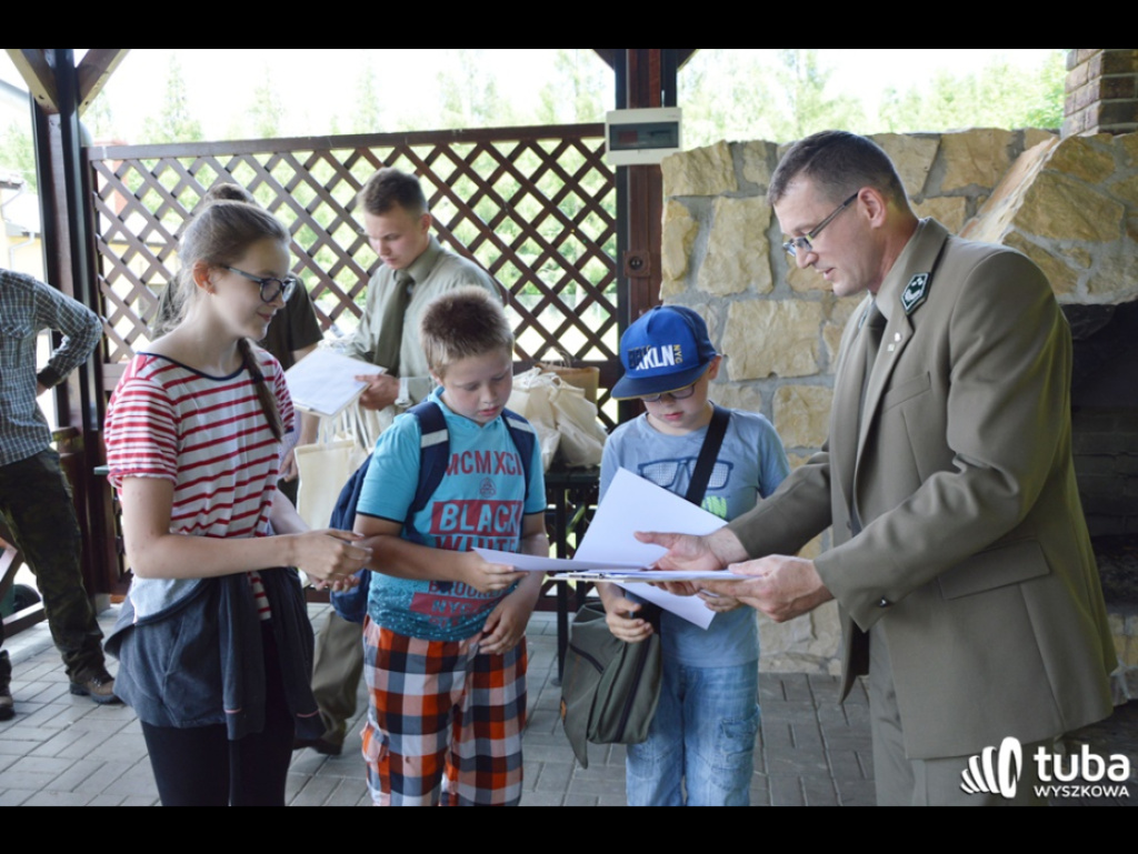 Młodzi przyrodniczy z SP w Długosiodle z największą wiedzą o lesie