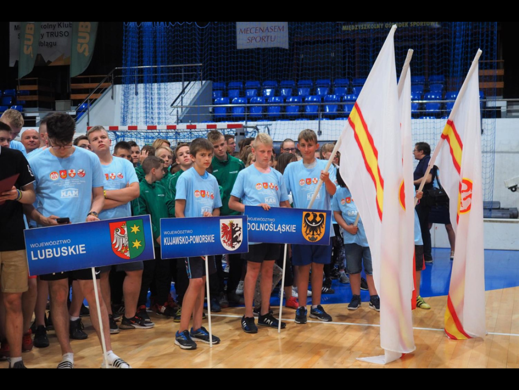 Uczennice z Zabrodzia piąte w unihokeju w Polsce!