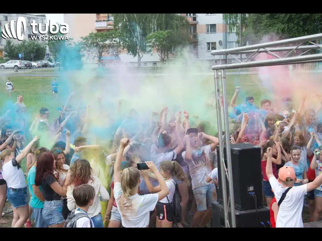 Kolorowe rozpoczęcie wakacji. Holi Festival w Wyszkowie