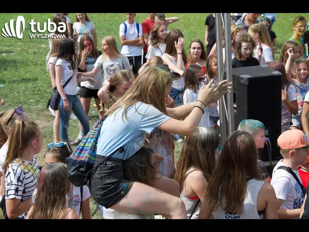 Kolorowe rozpoczęcie wakacji. Holi Festival w Wyszkowie