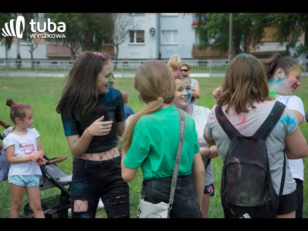 Kolorowe rozpoczęcie wakacji. Holi Festival w Wyszkowie