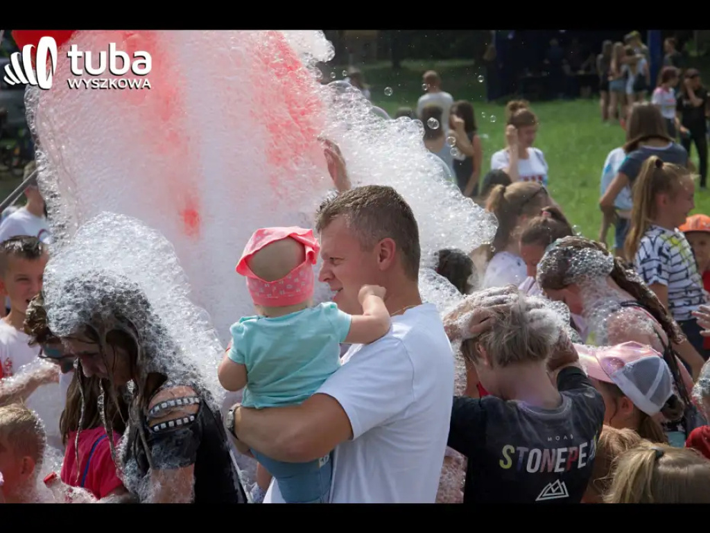 Kolorowe rozpoczęcie wakacji. Holi Festival w Wyszkowie