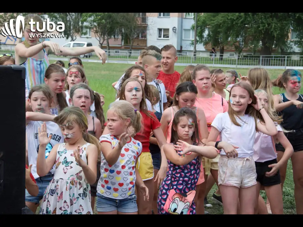 Kolorowe rozpoczęcie wakacji. Holi Festival w Wyszkowie
