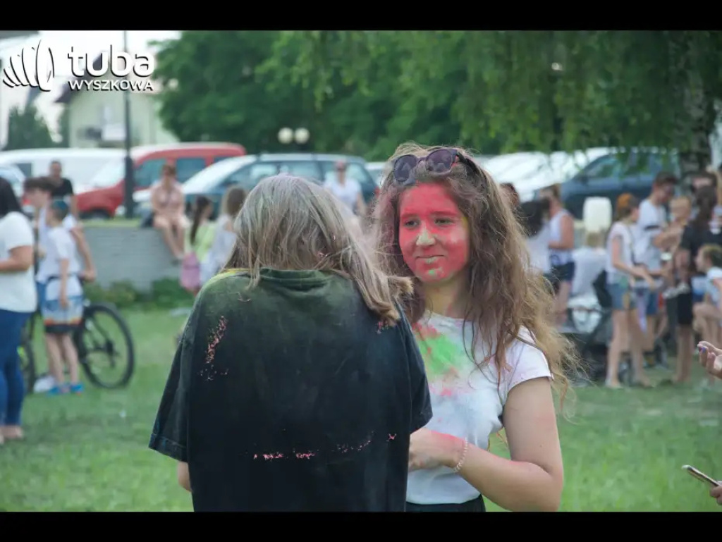 Kolorowe rozpoczęcie wakacji. Holi Festival w Wyszkowie