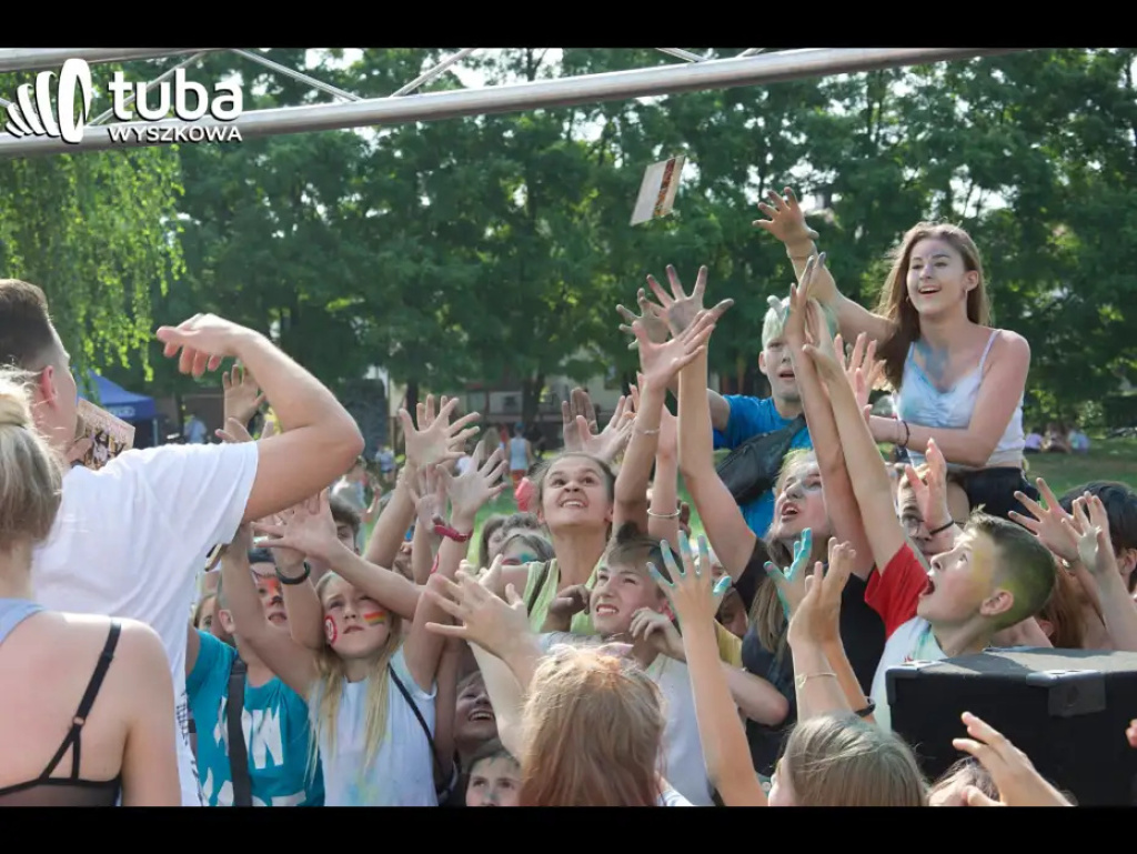 Kolorowe rozpoczęcie wakacji. Holi Festival w Wyszkowie