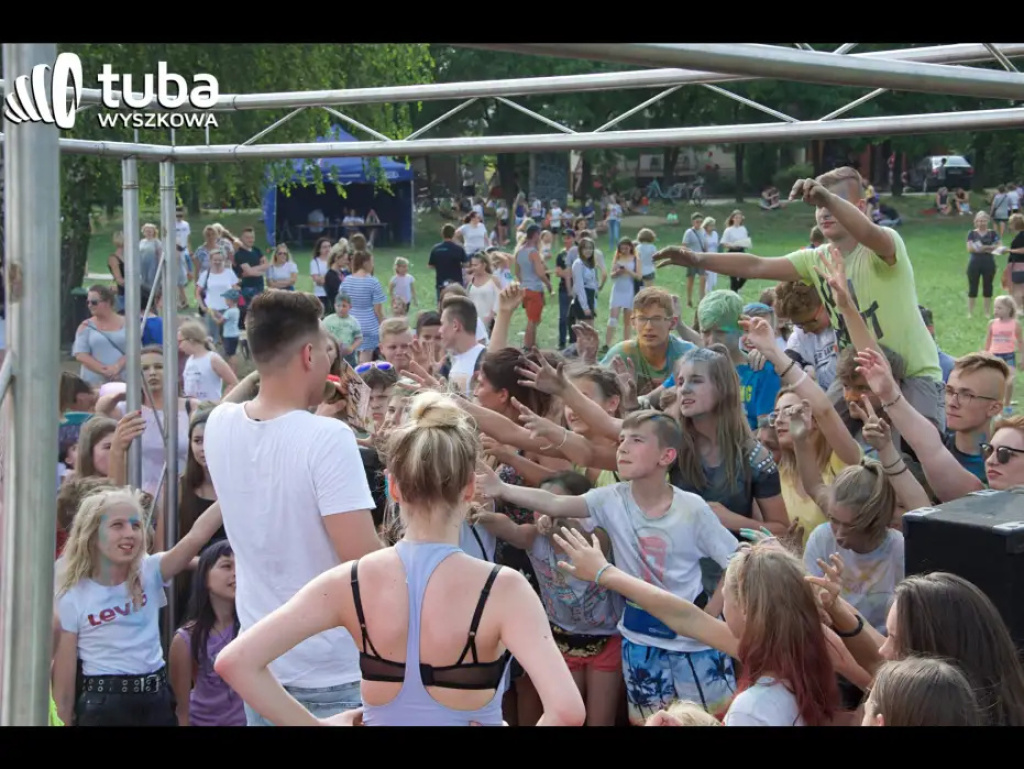 Kolorowe rozpoczęcie wakacji. Holi Festival w Wyszkowie