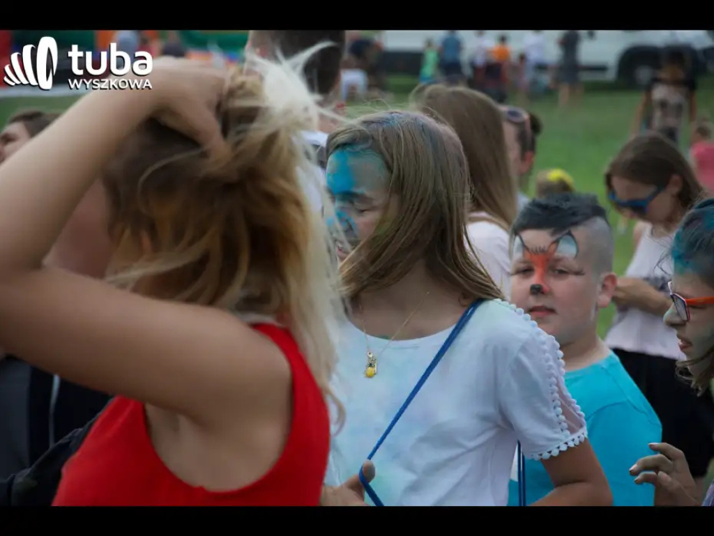 Kolorowe rozpoczęcie wakacji. Holi Festival w Wyszkowie