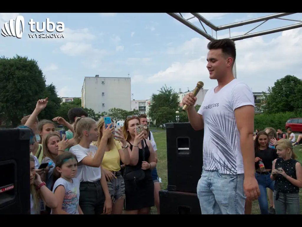 Kolorowe rozpoczęcie wakacji. Holi Festival w Wyszkowie