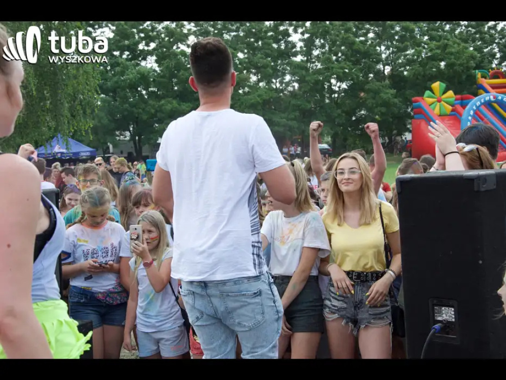 Kolorowe rozpoczęcie wakacji. Holi Festival w Wyszkowie