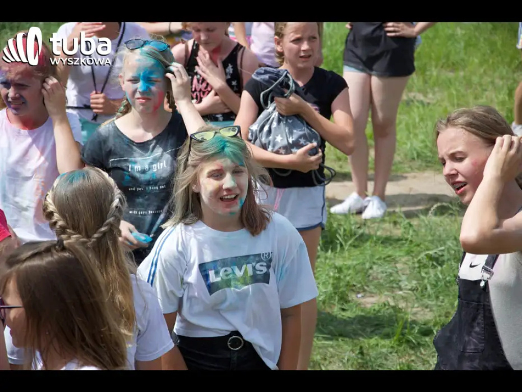 Kolorowe rozpoczęcie wakacji. Holi Festival w Wyszkowie