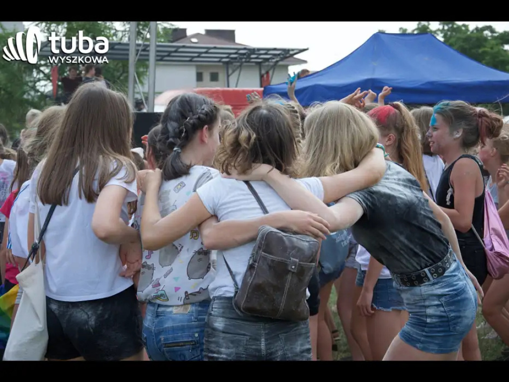 Kolorowe rozpoczęcie wakacji. Holi Festival w Wyszkowie