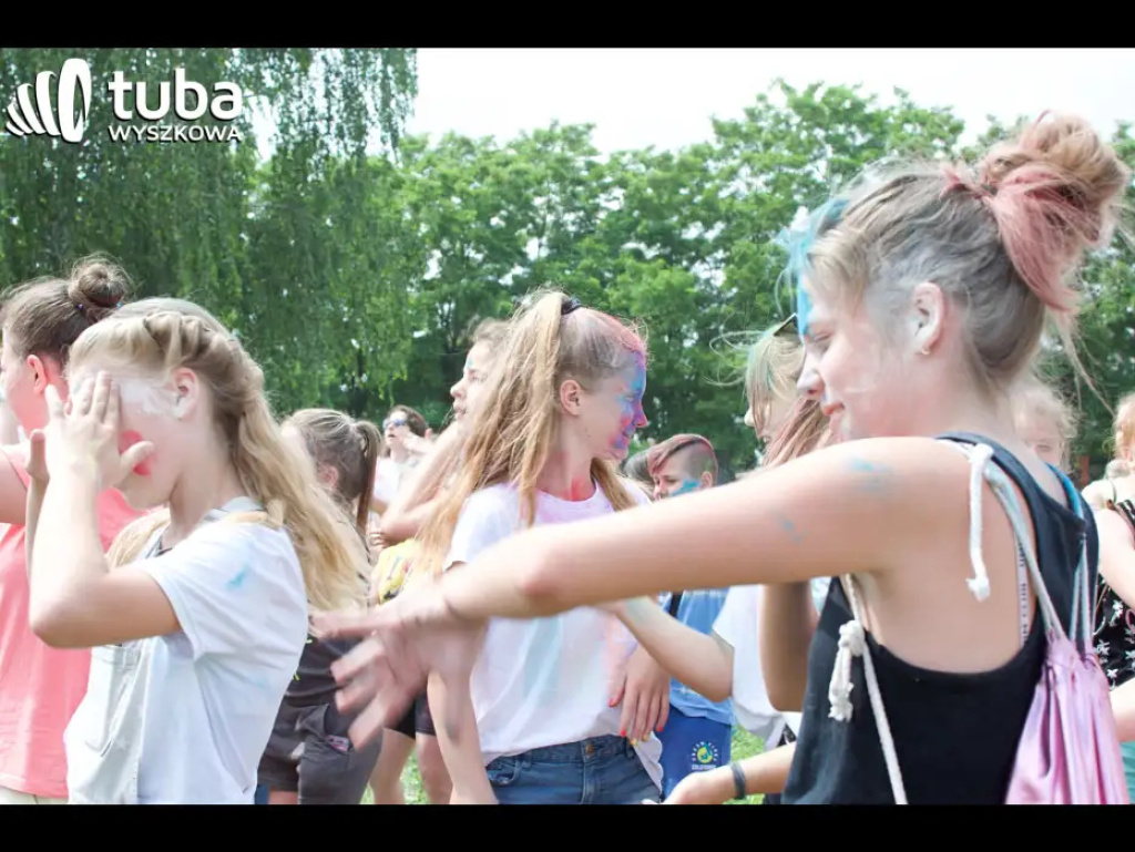 Kolorowe rozpoczęcie wakacji. Holi Festival w Wyszkowie