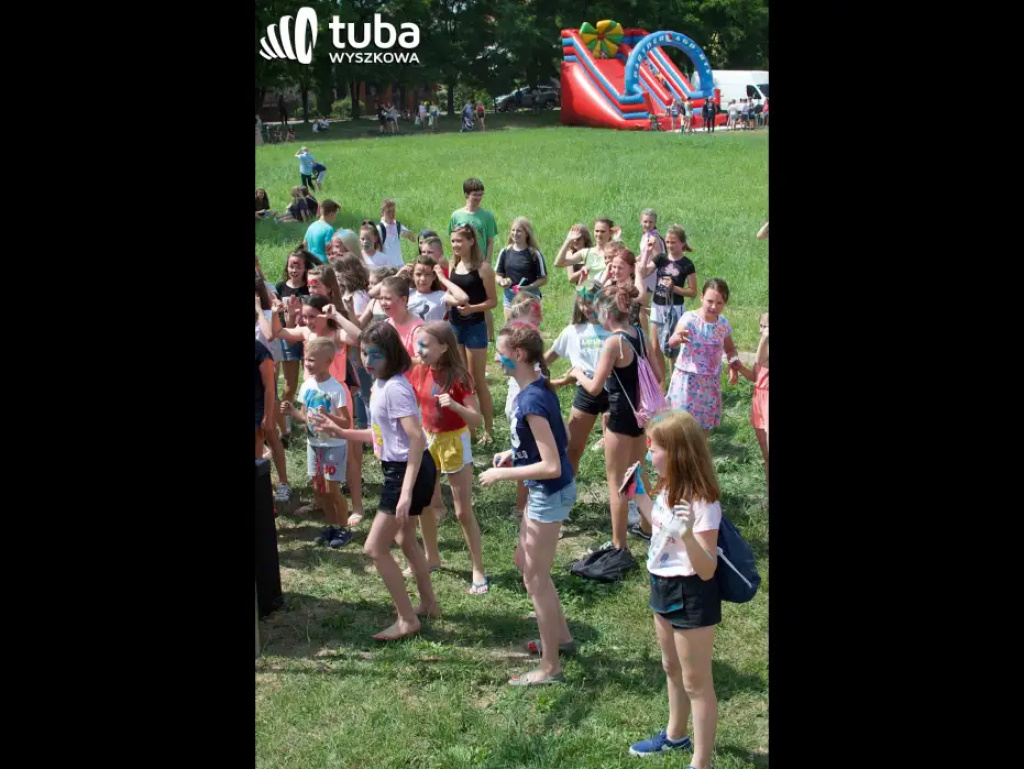 Kolorowe rozpoczęcie wakacji. Holi Festival w Wyszkowie