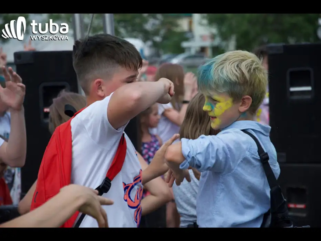 Kolorowe rozpoczęcie wakacji. Holi Festival w Wyszkowie