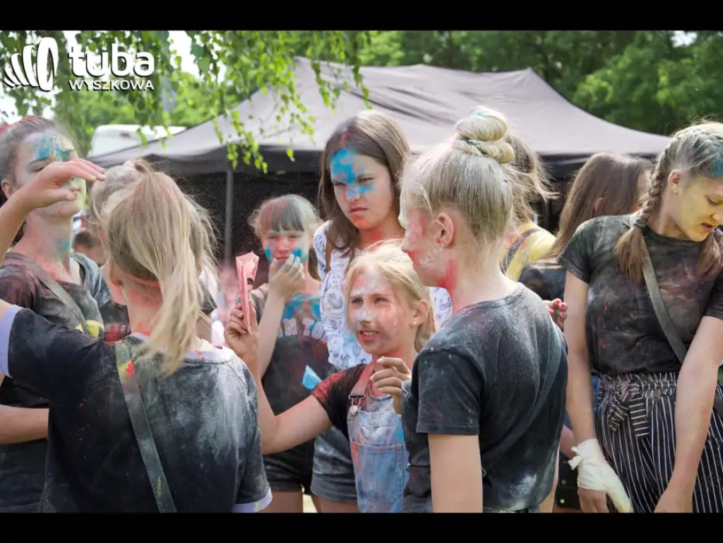 Kolorowe rozpoczęcie wakacji. Holi Festival w Wyszkowie