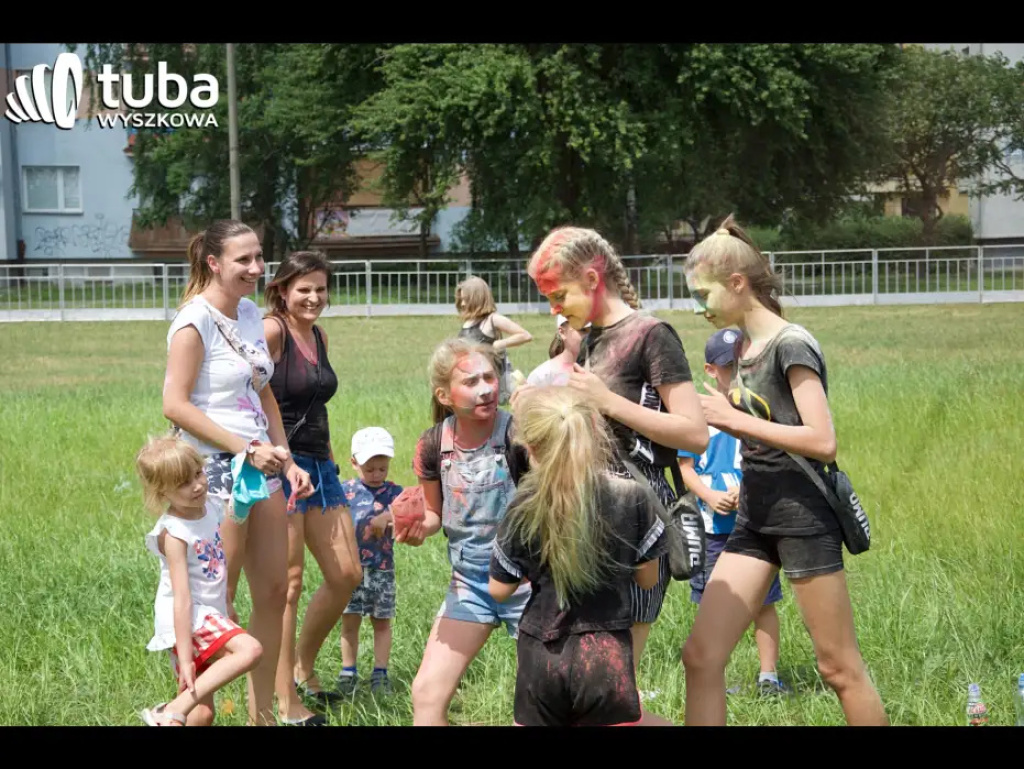 Kolorowe rozpoczęcie wakacji. Holi Festival w Wyszkowie