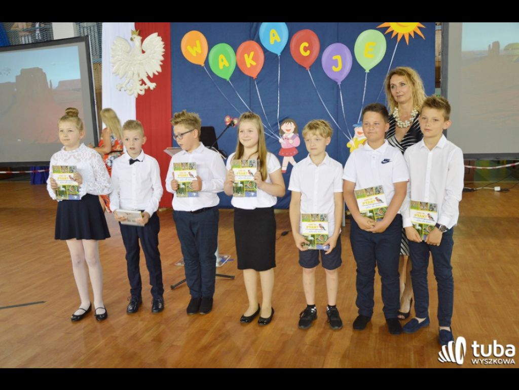 Nadeszły wakacje...  Uczniowie SP nr 5 i Gimnazjum nr 1 zakończyli rok szkolny 2018/ 2019