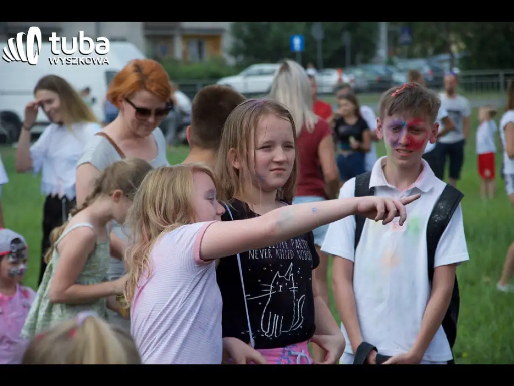 Kolorowe rozpoczęcie wakacji. Holi Festival w Wyszkowie