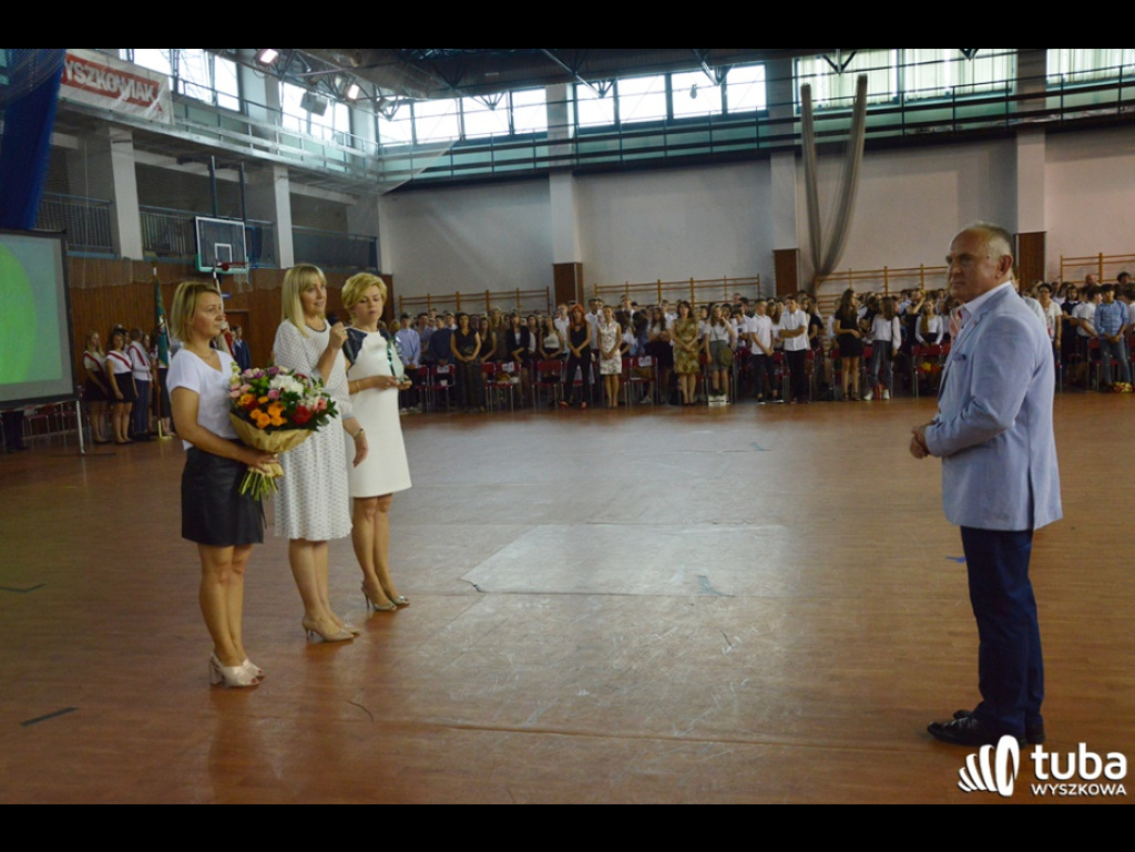 Nadeszły wakacje...  Uczniowie SP nr 5 i Gimnazjum nr 1 zakończyli rok szkolny 2018/ 2019
