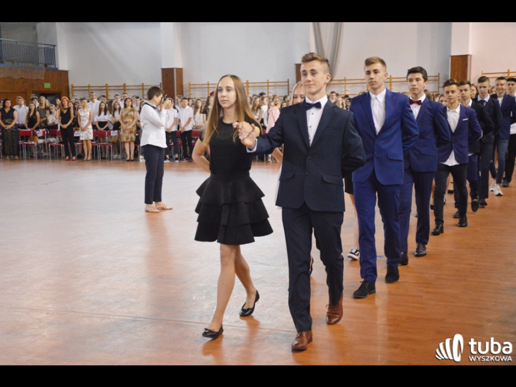 Nadeszły wakacje...  Uczniowie SP nr 5 i Gimnazjum nr 1 zakończyli rok szkolny 2018/ 2019