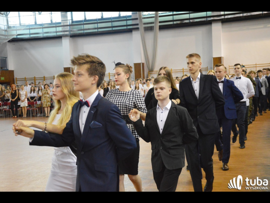 Nadeszły wakacje...  Uczniowie SP nr 5 i Gimnazjum nr 1 zakończyli rok szkolny 2018/ 2019