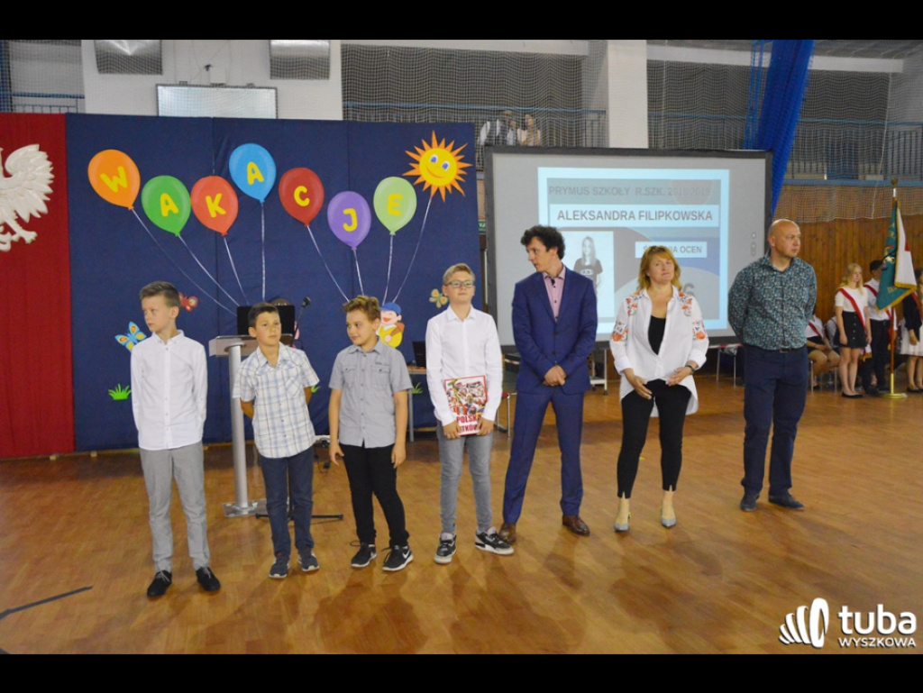 Nadeszły wakacje...  Uczniowie SP nr 5 i Gimnazjum nr 1 zakończyli rok szkolny 2018/ 2019
