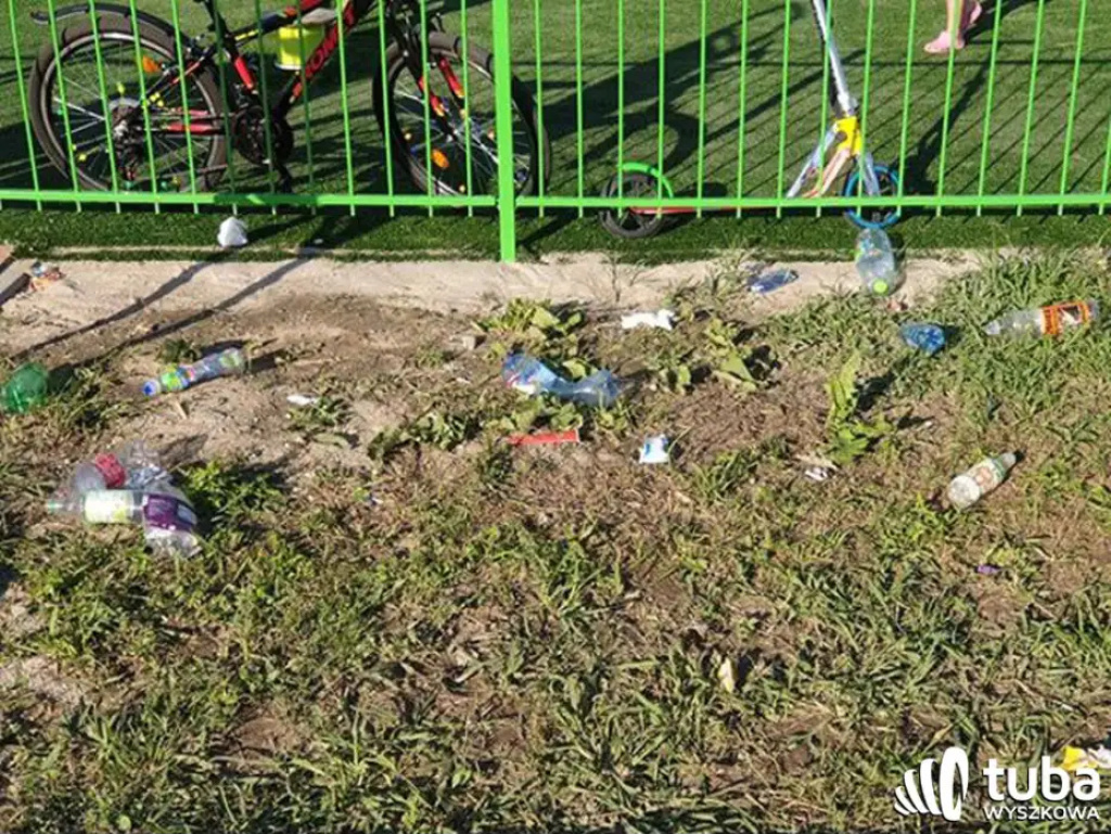 Ledwie oddany do użytku plac zabaw już zdewastowany (AKTUALIZACJA)