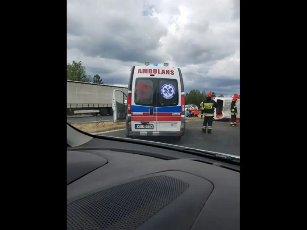 Wypadek na obwodnicy Marek. Utrudniony ruch w stronę Wyszkowa