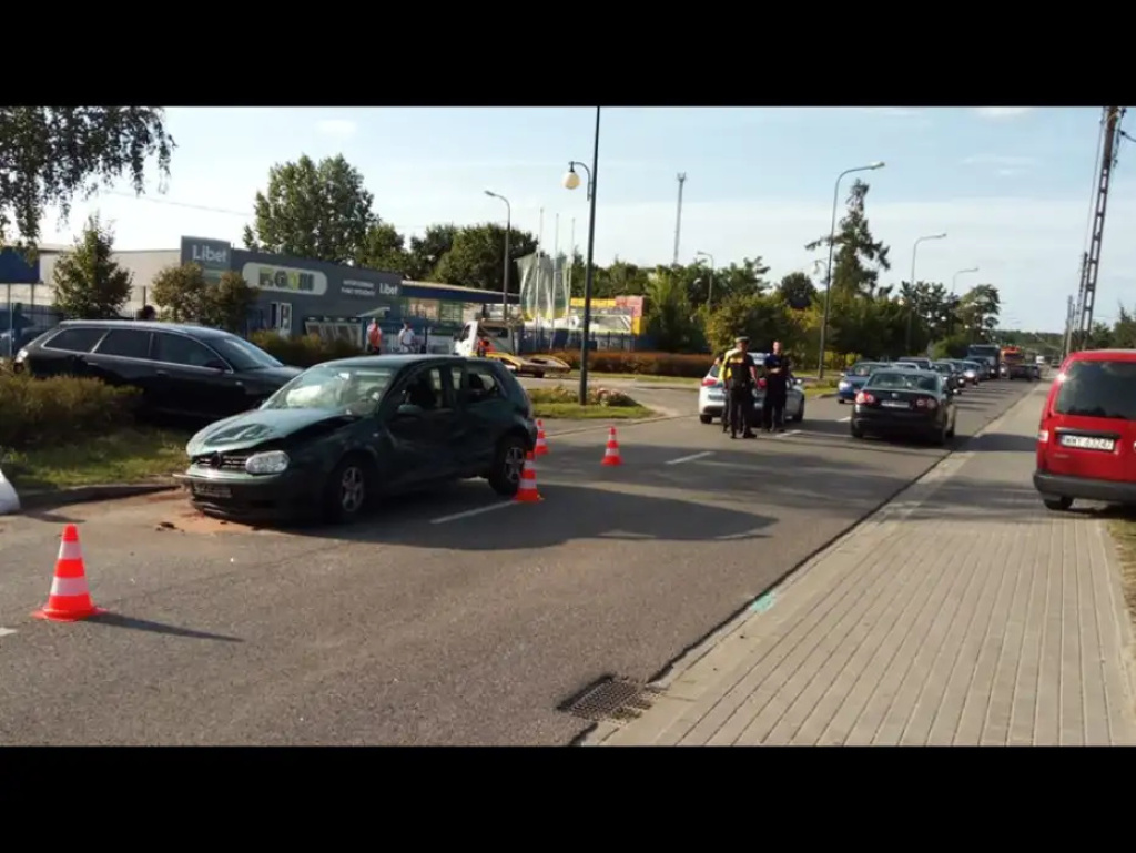 Potrójne zderzenie na Świętojańskiej