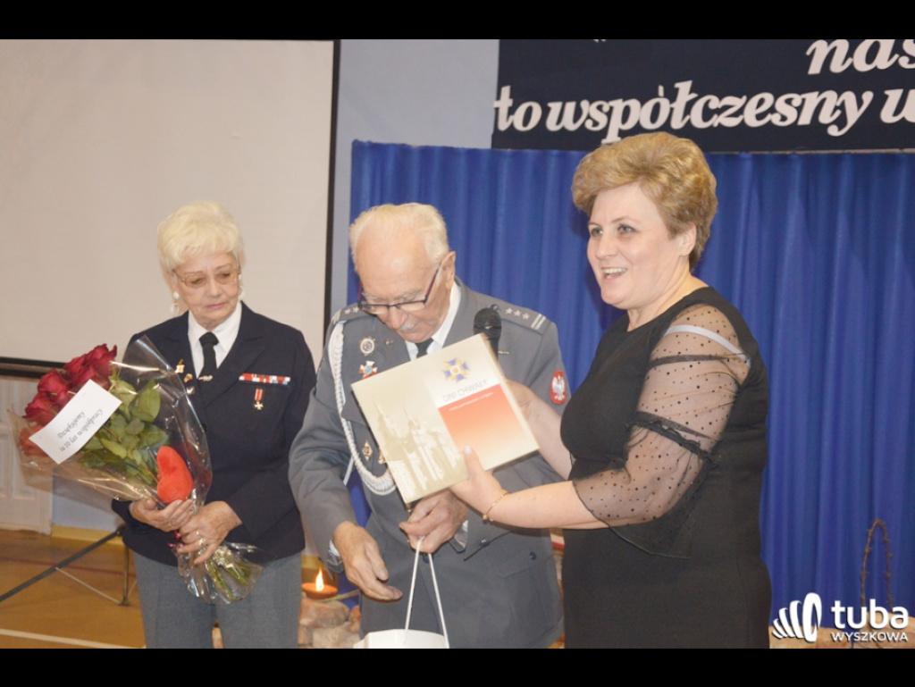 Wieczornica patriotyczna w SP w Trzciance