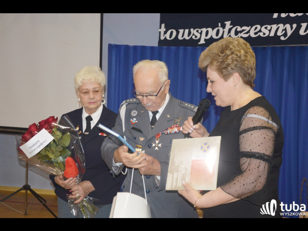 Wieczornica patriotyczna w SP w Trzciance