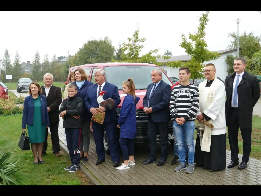 Ścieżka edukacyjna i nowy samochód dla Ośrodka Szkolno-Wychowawczego