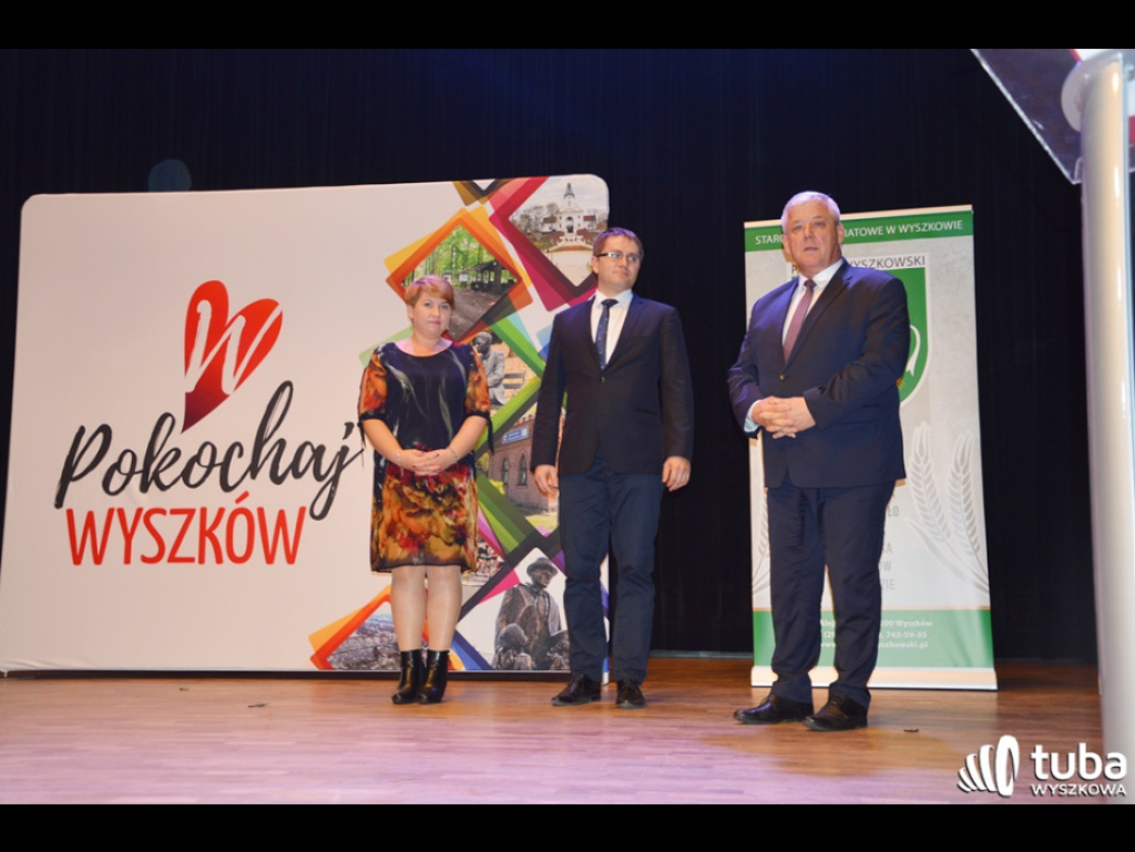 „By cienie nie przysłoniły blasku...”. Powiatowo-gminny Dzień Edukacji Narodowej