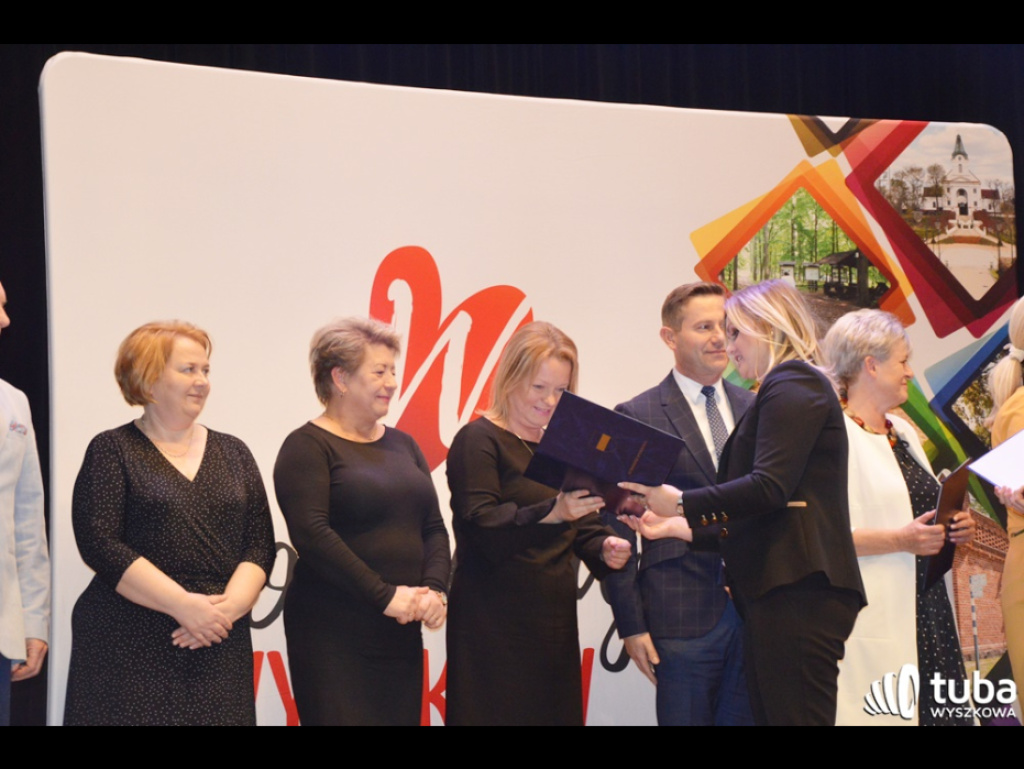„By cienie nie przysłoniły blasku...”. Powiatowo-gminny Dzień Edukacji Narodowej