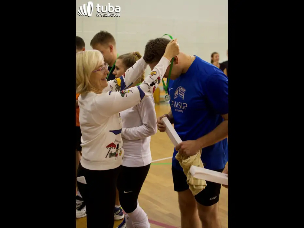 „Czosnki” na podium. Jesienny piknik sportowy za nami