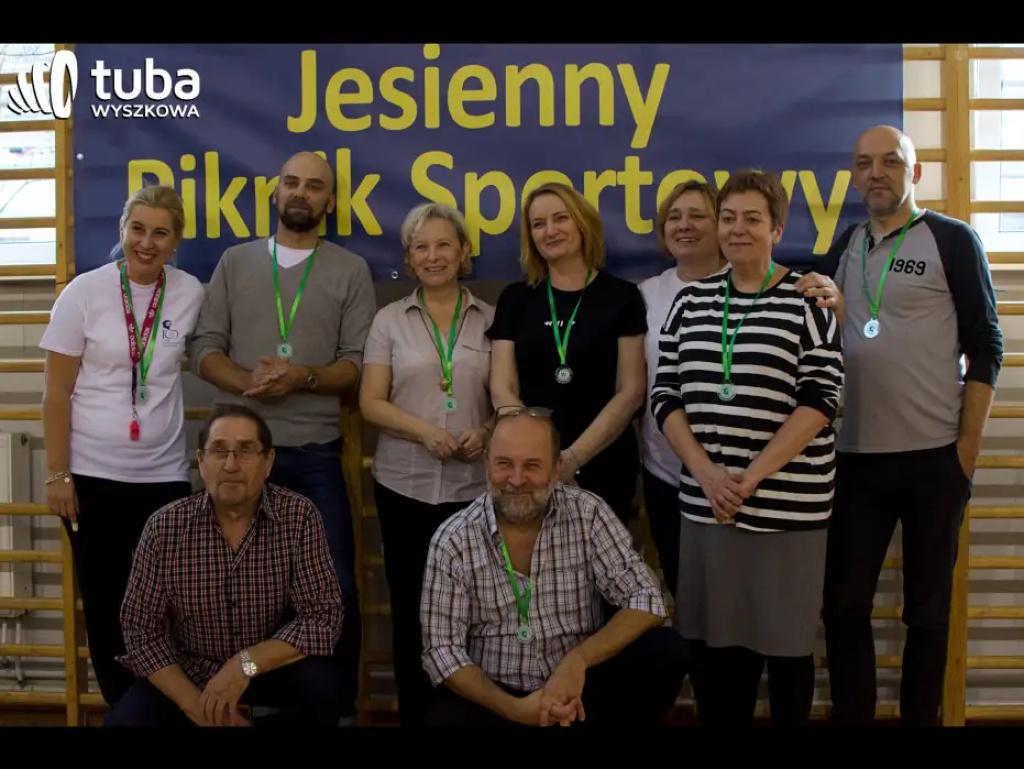 „Czosnki” na podium. Jesienny piknik sportowy za nami