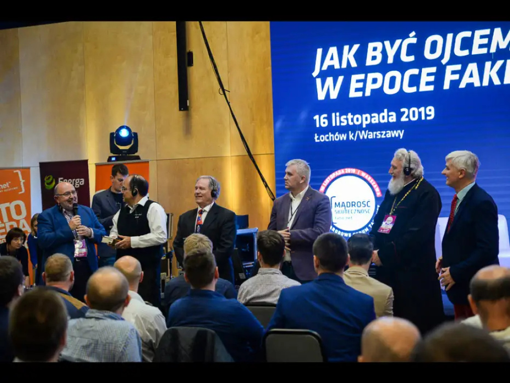 Wyszkowska reprezentacja ojców na międzynarodowym spotkaniu w Łochowie