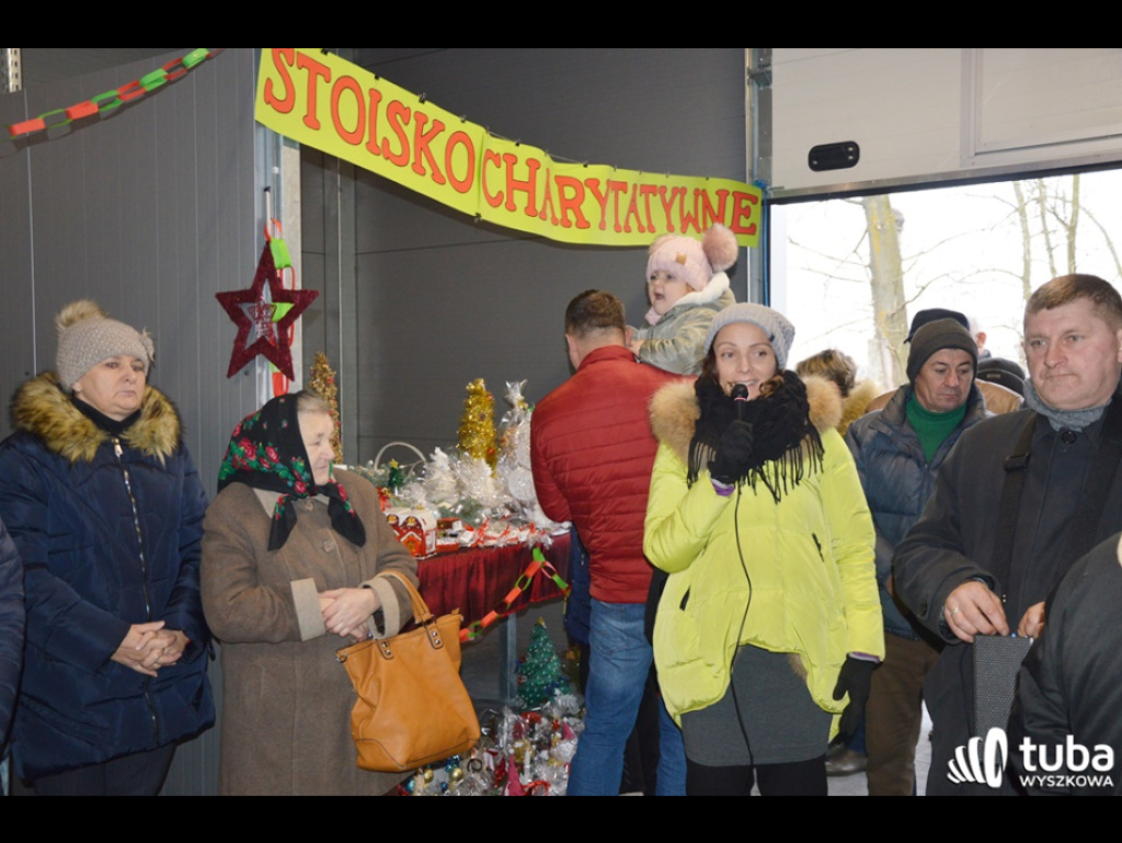 Jarmark Bożonarodzeniowy w nowej hali targowej w Somiance (video)