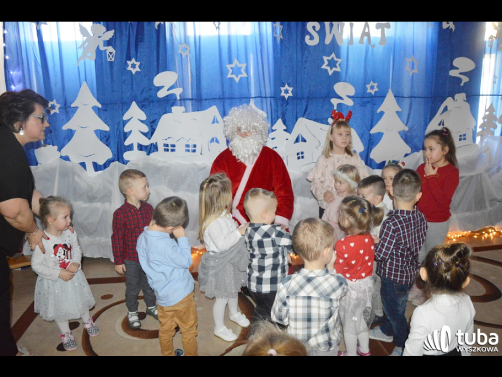 Za okami wieczór, złota gwiazdka błyska... w Przedszkolu nr 1 w Wyszkowie