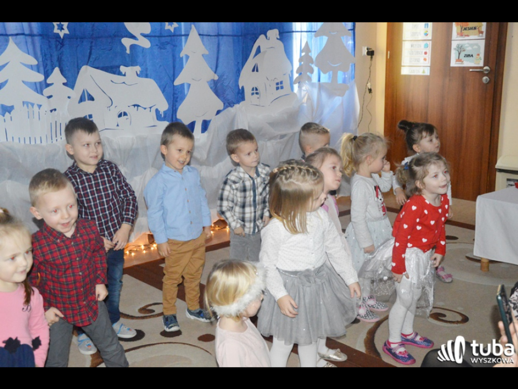 Za okami wieczór, złota gwiazdka błyska... w Przedszkolu nr 1 w Wyszkowie