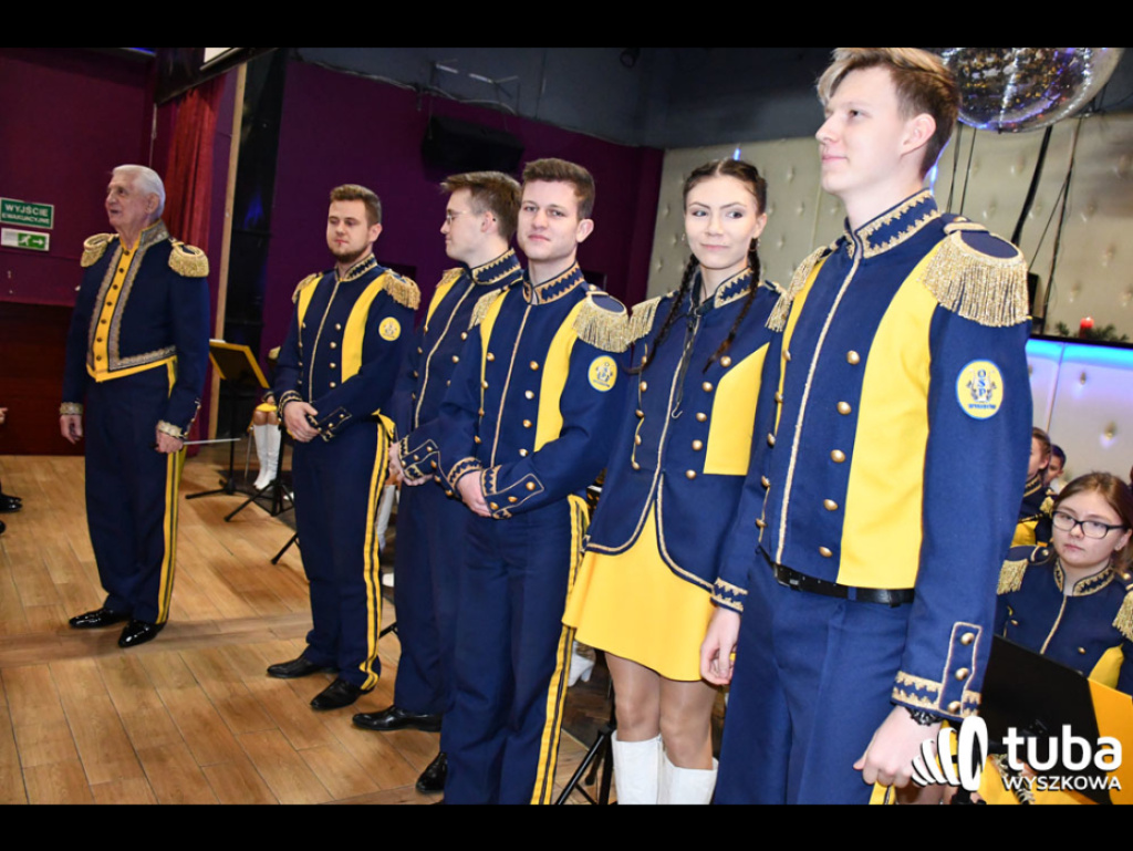 W świątecznym nastroju z Młodzieżową Orkiestrą Dętą (video)