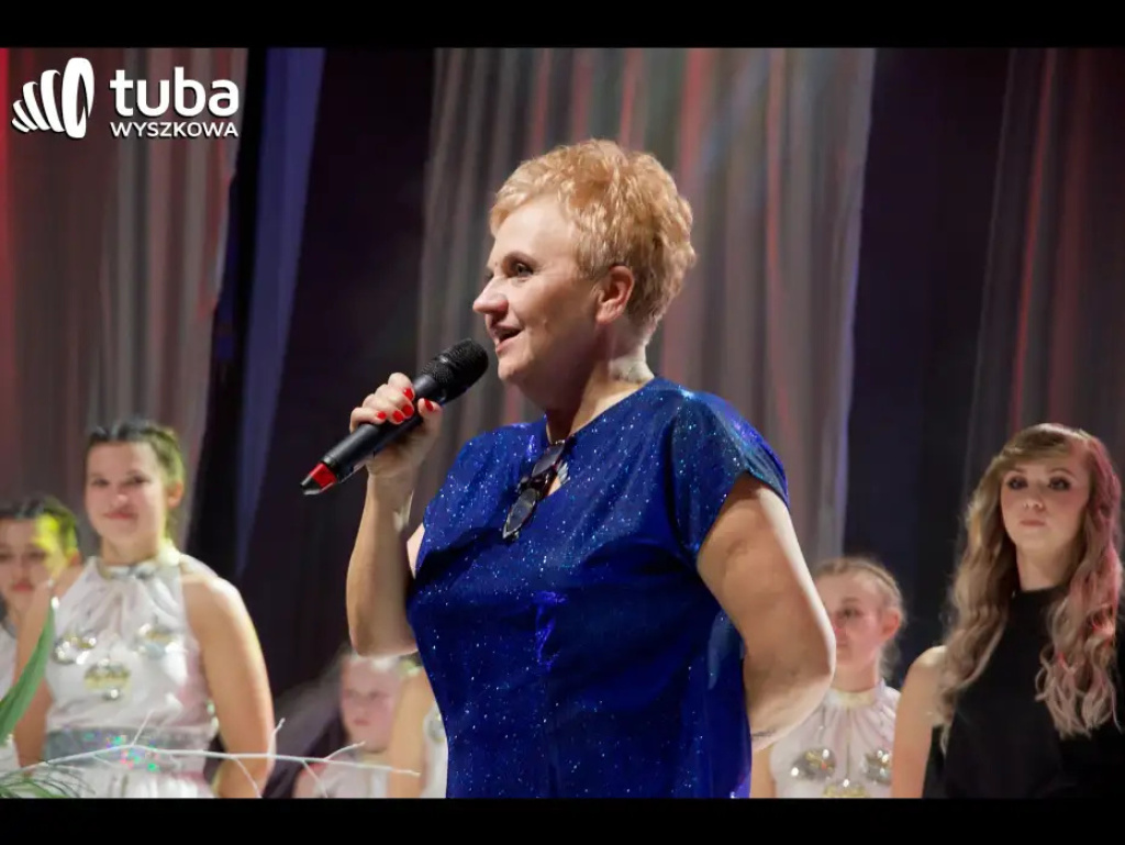 „sNOw WAY! Świąteczne show Sylaby