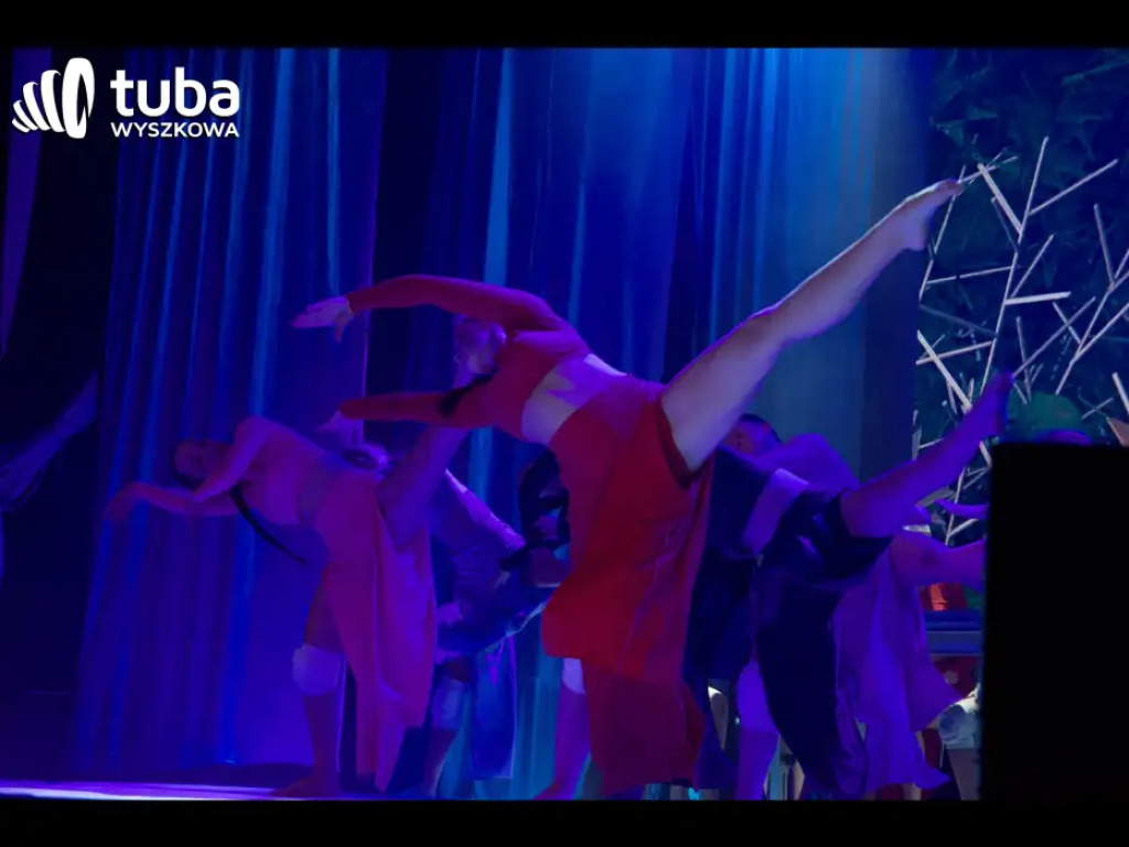 „sNOw WAY! Świąteczne show Sylaby