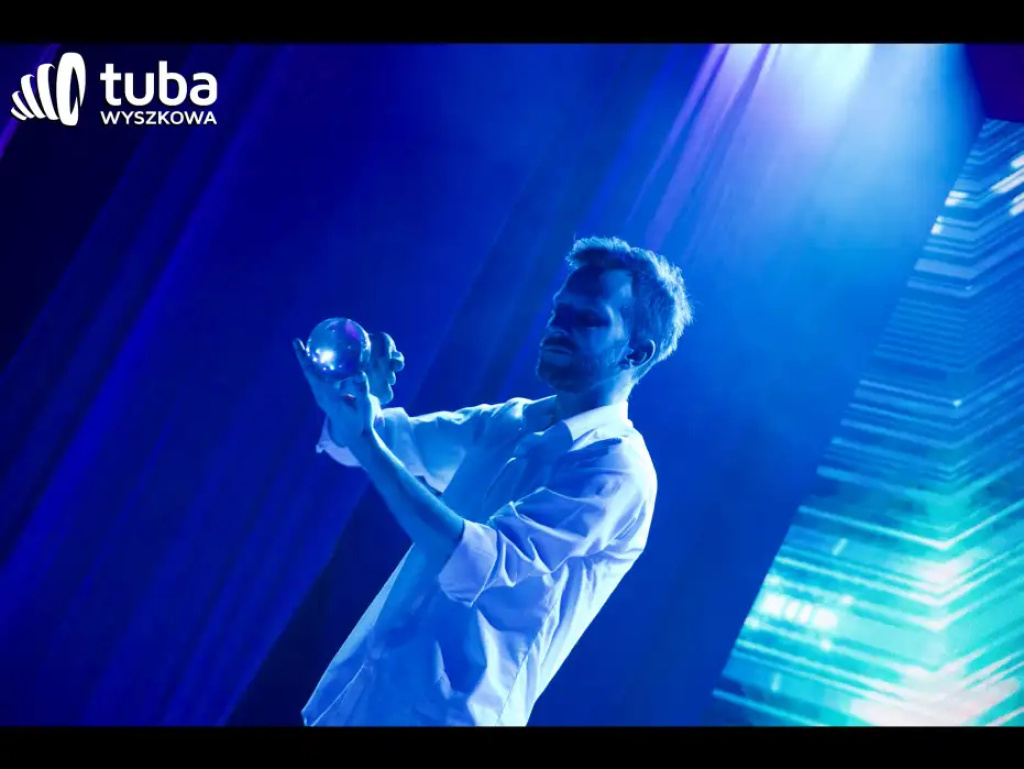 „sNOw WAY! Świąteczne show Sylaby
